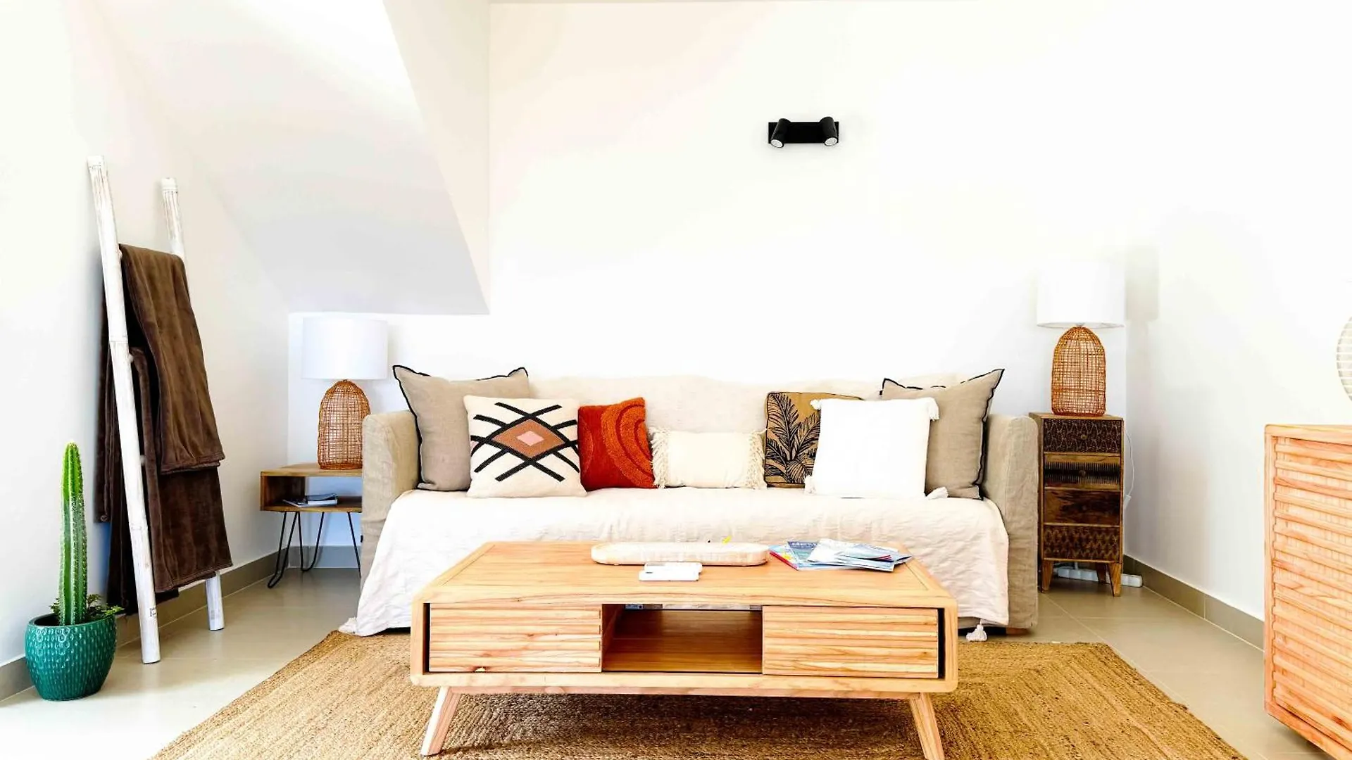 빌라 New House 2 Bathrooms, 3 Terraces And Ocean View 퀼드삭